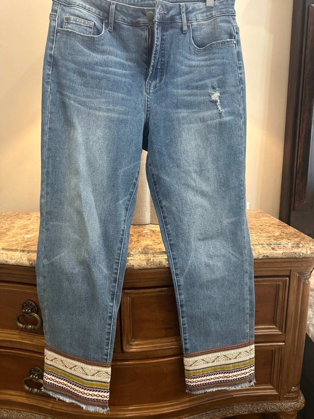 Tru Luxe Jeans Medium Blue Denim Waistband Detail